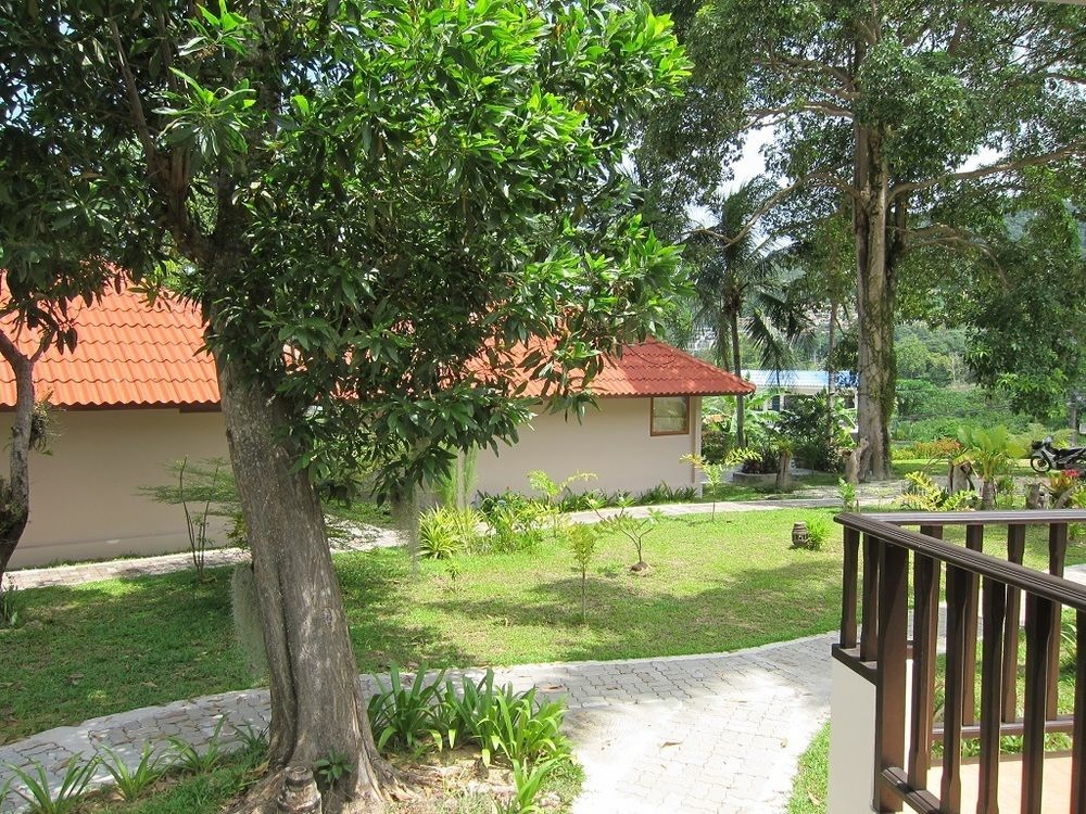 Kalim Hill Hotel Patong Exterior photo
